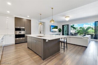 1130 3rd Ave S in Naples, FL - Building Photo - Building Photo