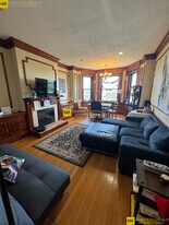 464 Commonwealth Ave, Unit 81 in Boston, MA - Building Photo