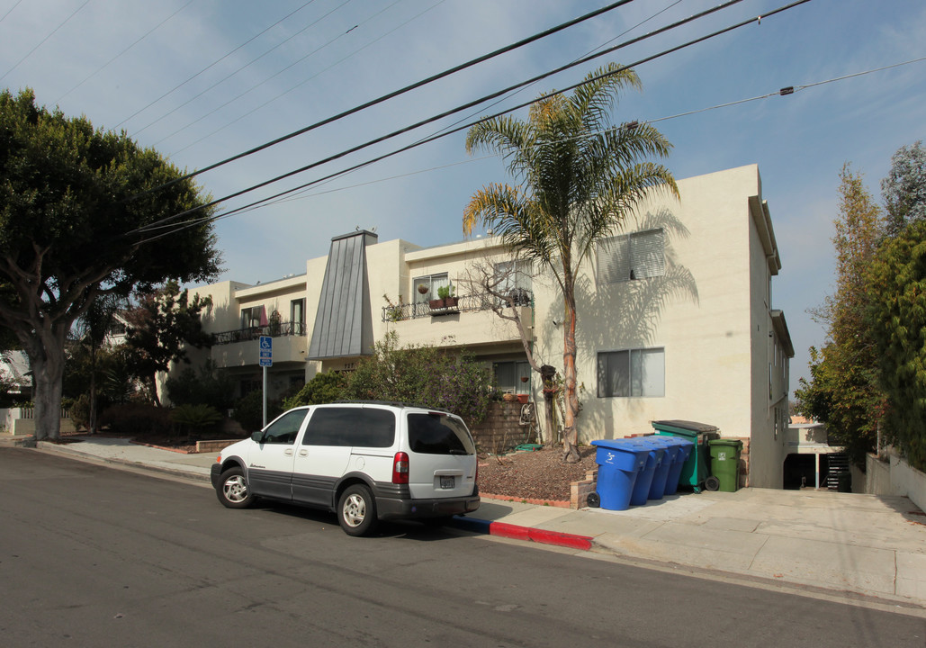 727 Ashland Ave in Santa Monica, CA - Building Photo