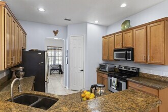 5898 NW Dowse St in Port St. Lucie, FL - Building Photo - Building Photo