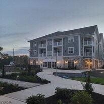 2435 Lamington Rd in Bedminster, NJ - Building Photo