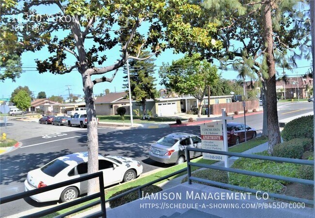 14310 Yukon Ave in Hawthorne, CA - Building Photo - Building Photo