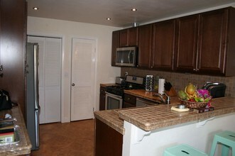 33 Oxford, Unit 33 in Irvine, CA - Foto de edificio - Building Photo