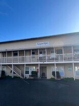 93754 Newport Ln in Coos Bay, OR - Building Photo
