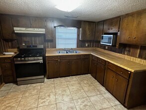 500 Azalea St in Hinesville, GA - Building Photo - Building Photo