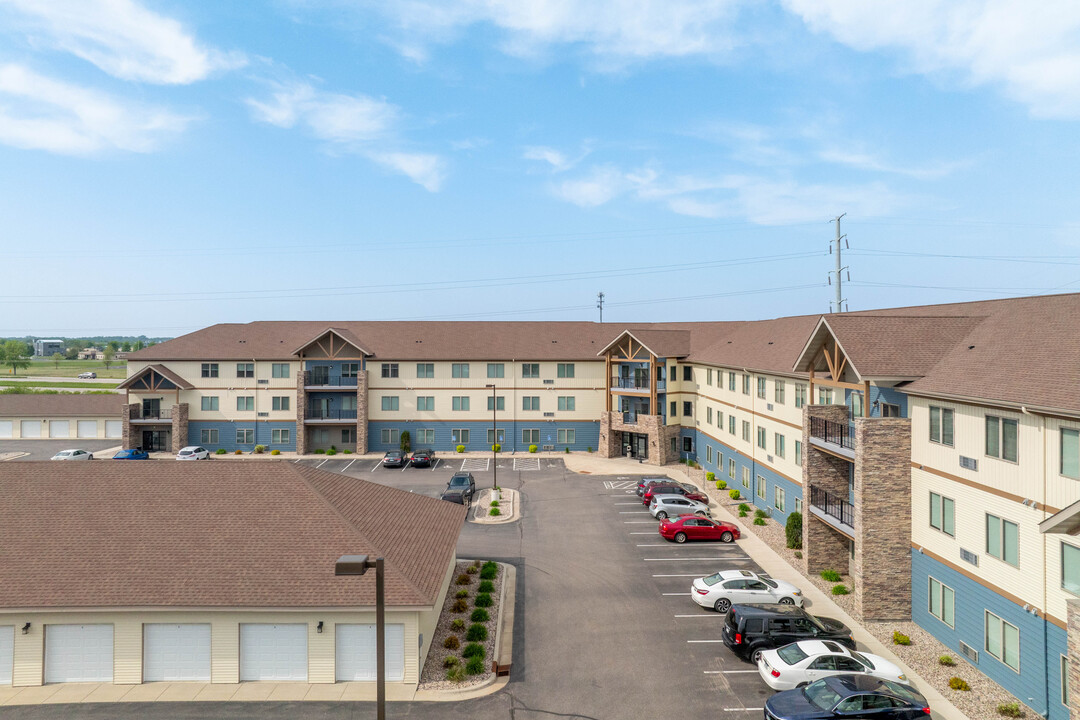 Woodside Apartments in Mankato, MN - Foto de edificio