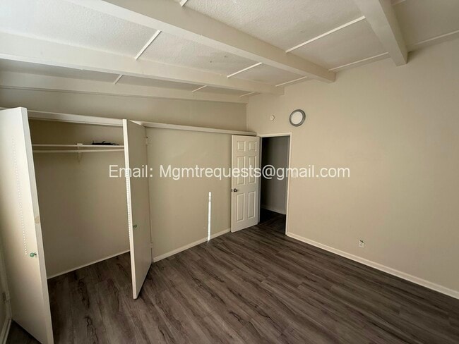 1180 W Valencia Dr in Fullerton, CA - Building Photo - Building Photo