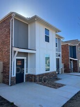 913 Riva Pkwy in Norman, OK - Building Photo - Building Photo