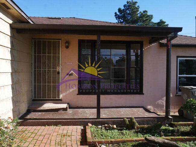 5645 Nolder Wy in Sacramento, CA - Building Photo - Building Photo