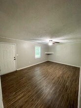 501 Old Camp Church Rd, Unit B in Carrollton, GA - Foto de edificio - Building Photo