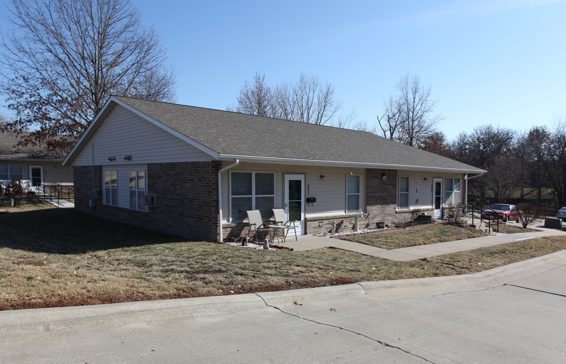 Kearney Estates in Kearney, MO - Building Photo