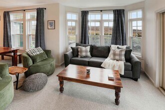 43 Lafayette Rd in Thornton, NH - Building Photo - Building Photo