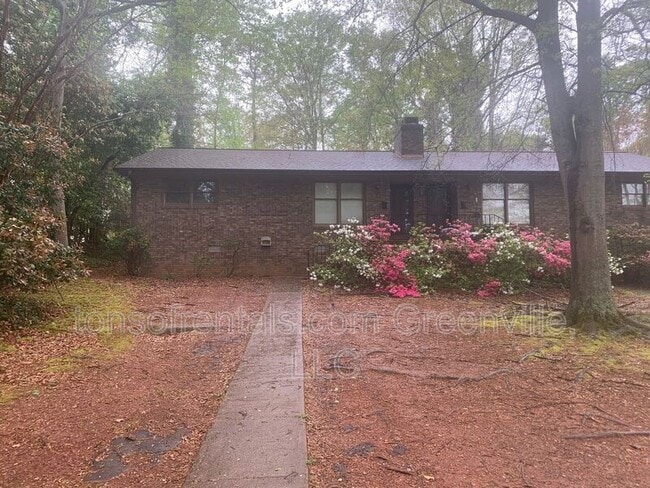 property at 100 Pinebrook Rd