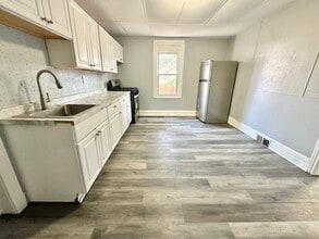 223 S 3rd St in Millville, NJ - Building Photo - Building Photo