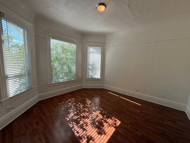 612 15th St in Sacramento, CA - Building Photo - Building Photo