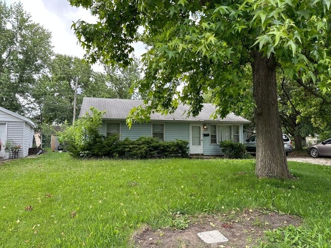 property at 1405 Holly Hill Dr