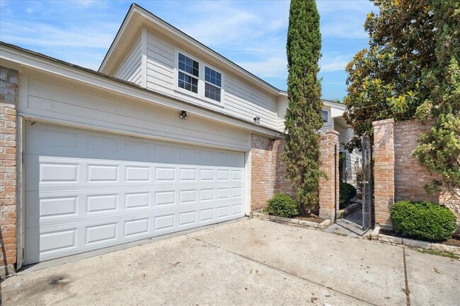 property at 1606 Beaver Springs Cir