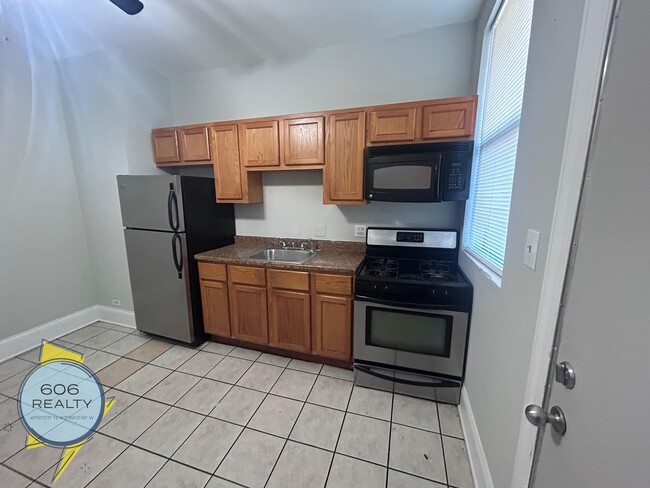 364 E 59th St in Chicago, IL - Building Photo - Building Photo