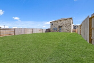 2919 Summer Breeze Wy in Angleton, TX - Building Photo - Building Photo