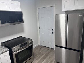 2747 Washington Ave in Granite City, IL - Building Photo - Building Photo