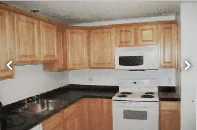 property at 4 Hazelwood Ave