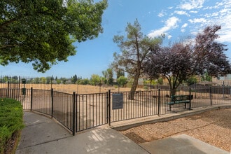 PINNACLE AT GALLERIA in Roseville, CA - Building Photo - Building Photo