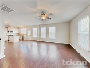 4937 Kingdom Dr, Unit B5 in Murfreesboro, TN - Foto de edificio - Building Photo