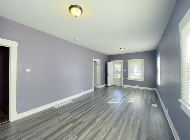 904 E 5th Ave in Hutchinson, KS - Building Photo - Building Photo