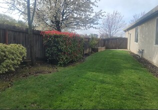 11000 Caballo Cir in Auburn, CA - Building Photo - Building Photo