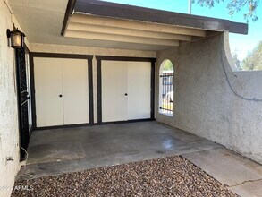 720 S Dobson Rd in Mesa, AZ - Building Photo - Building Photo