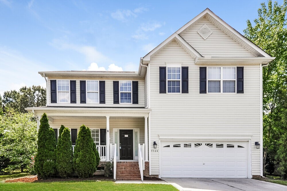 5324 Sapphire Springs Dr in Knightdale, NC - Foto de edificio