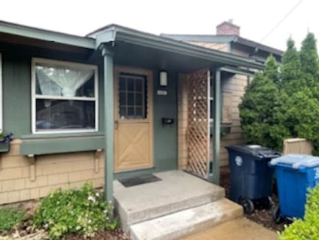 property at 2509 Pittsfield Blvd