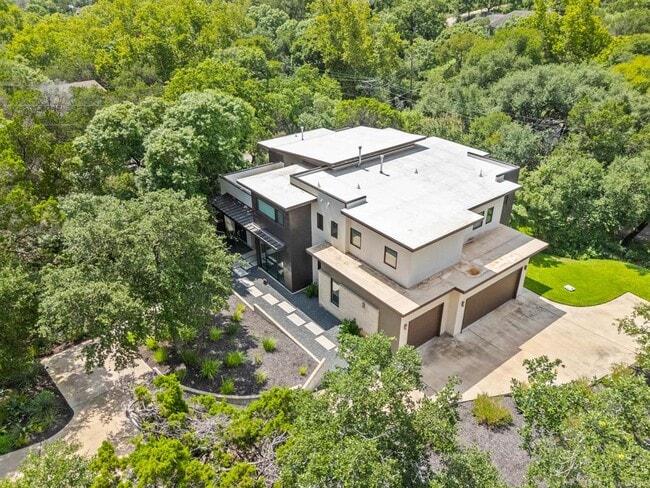 500 Laurel Valley Rd in West Lake Hills, TX - Building Photo - Building Photo