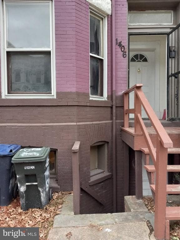 property at 1406 5th St NW