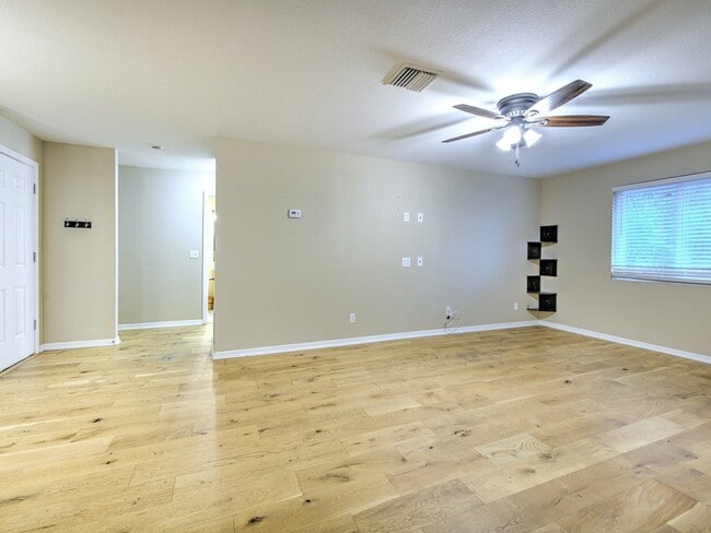 538 Golden Raintree Pl in Brandon, FL - Building Photo - Building Photo