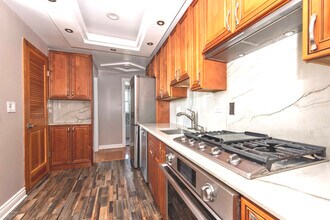 6414 N Albany Ave in Chicago, IL - Building Photo - Building Photo