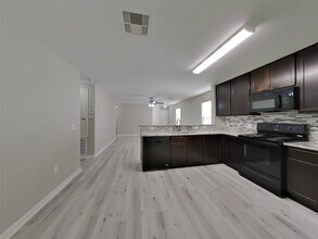 9922 Orchid Spring Ln in Houston, TX - Building Photo - Building Photo