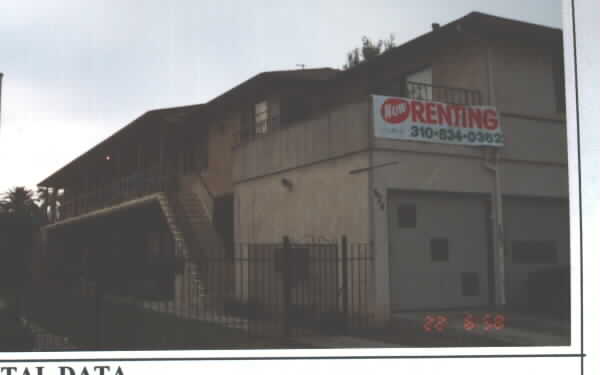 824-828 Hawaiian Ave in Los Angeles, CA - Building Photo