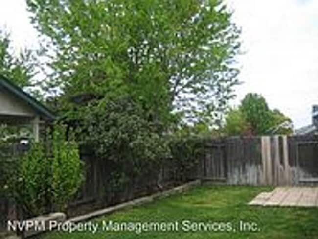 749 W 2nd St in Chico, CA - Building Photo - Building Photo