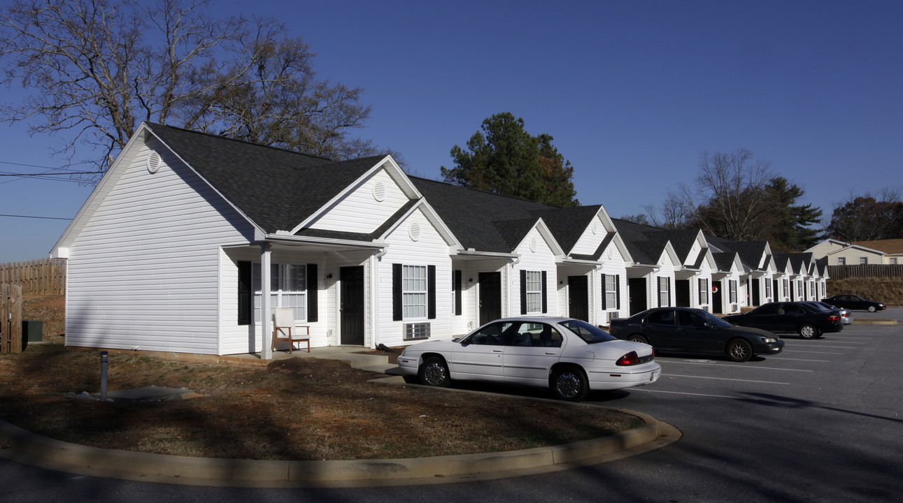 Carolina Commons in Greenville, SC - Building Photo