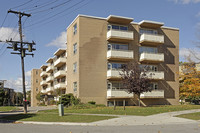 Riverpark Gardens in Toronto, ON - Building Photo - Building Photo