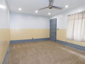 4406 Crawford Dr in Rockford, IL - Building Photo - Building Photo