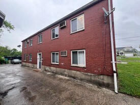 1924 Portman Ave in Cincinnati, OH - Building Photo