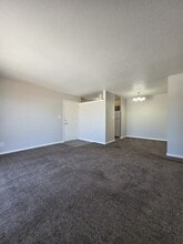 802 Ruth Ann Dr in Sedalia, MO - Building Photo - Building Photo