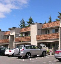 Skandi Villa Apartments in Edmonds, WA - Building Photo - Building Photo