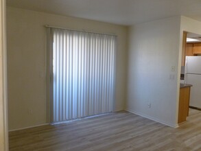 7200 Pirates Cove Rd, Unit 2016 in Las Vegas, NV - Building Photo - Building Photo