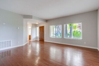 848 Summerhill Ct in Encinitas, CA - Building Photo - Building Photo