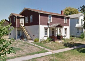 1515 Avenue F, Unit Main in Fort Madison, IA - Building Photo