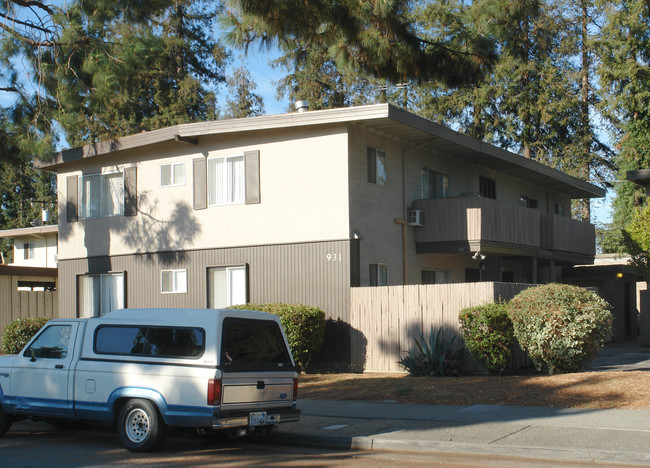 931-933 Ravenscourt Ave in San Jose, CA - Building Photo - Building Photo