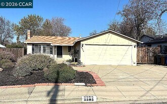 5505 Arizona Dr in Concord, CA - Building Photo